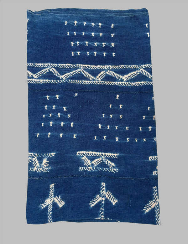 Handcrafted Textiles;Woven Fabrics Of Jute Or Of Other Textile Based Fibers; Vintage; Living Spaces; Home Decor;Vintage African Indigo Cotton Textile, Hand Dyed Cloth, Decorative Fabric Tie Dye