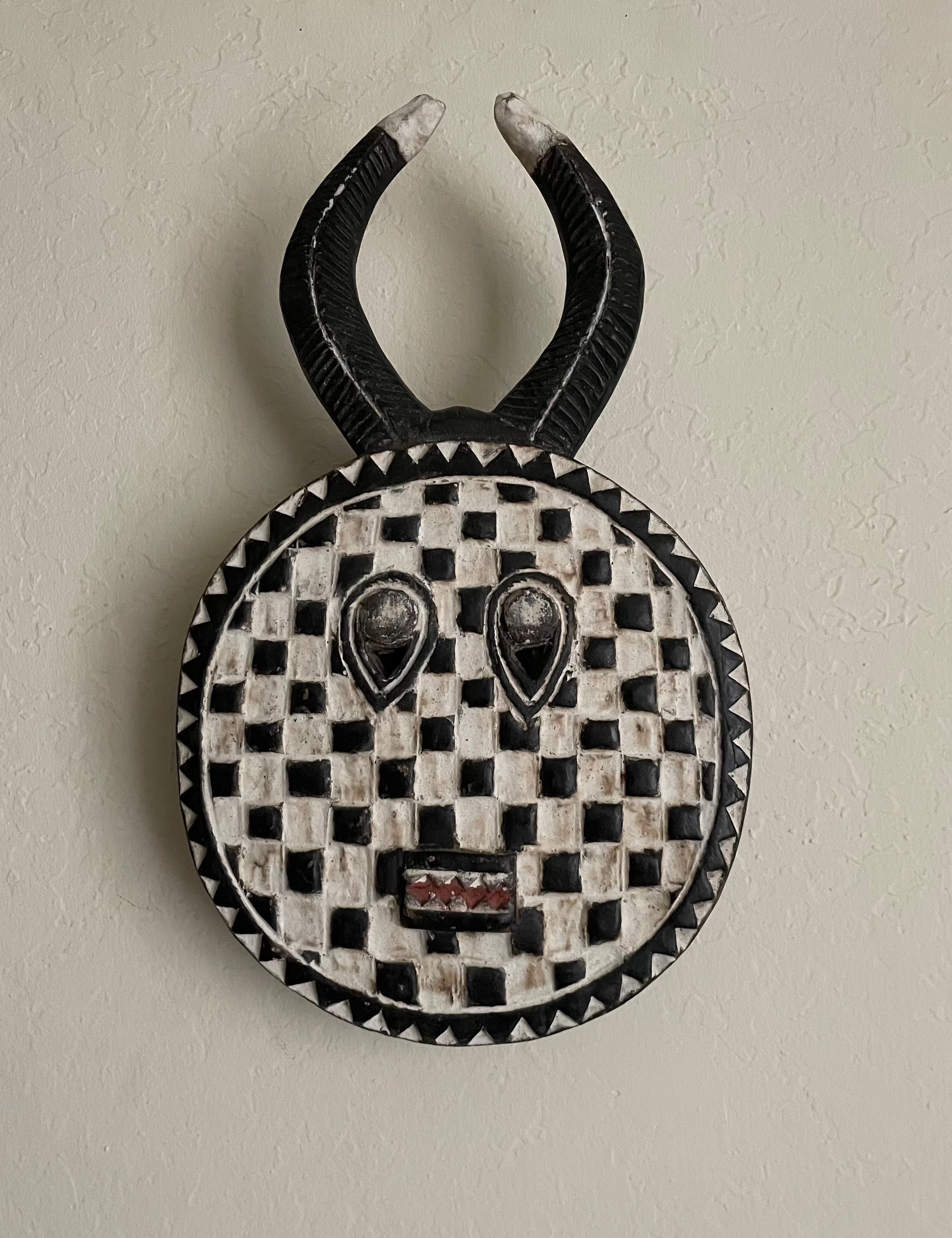 Handcrafted Masks - Handmade - Contemporary -  African Art - Home Decor - Wall -  Artwork - Sculpture -  Wood - Vintage -  Baule Kple Kple - Black White