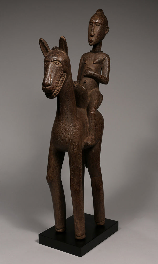 African Tribal Art - Sculptures & Figures