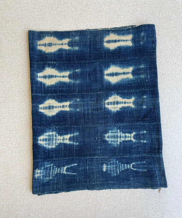 Handcrafted Textiles - Contemporary - African Art - Africa - Fabric - Vintage - Tie - Dyed - Blue -  Cotton -  Indigo -  Used - Women - Men - Scarf - Shawl