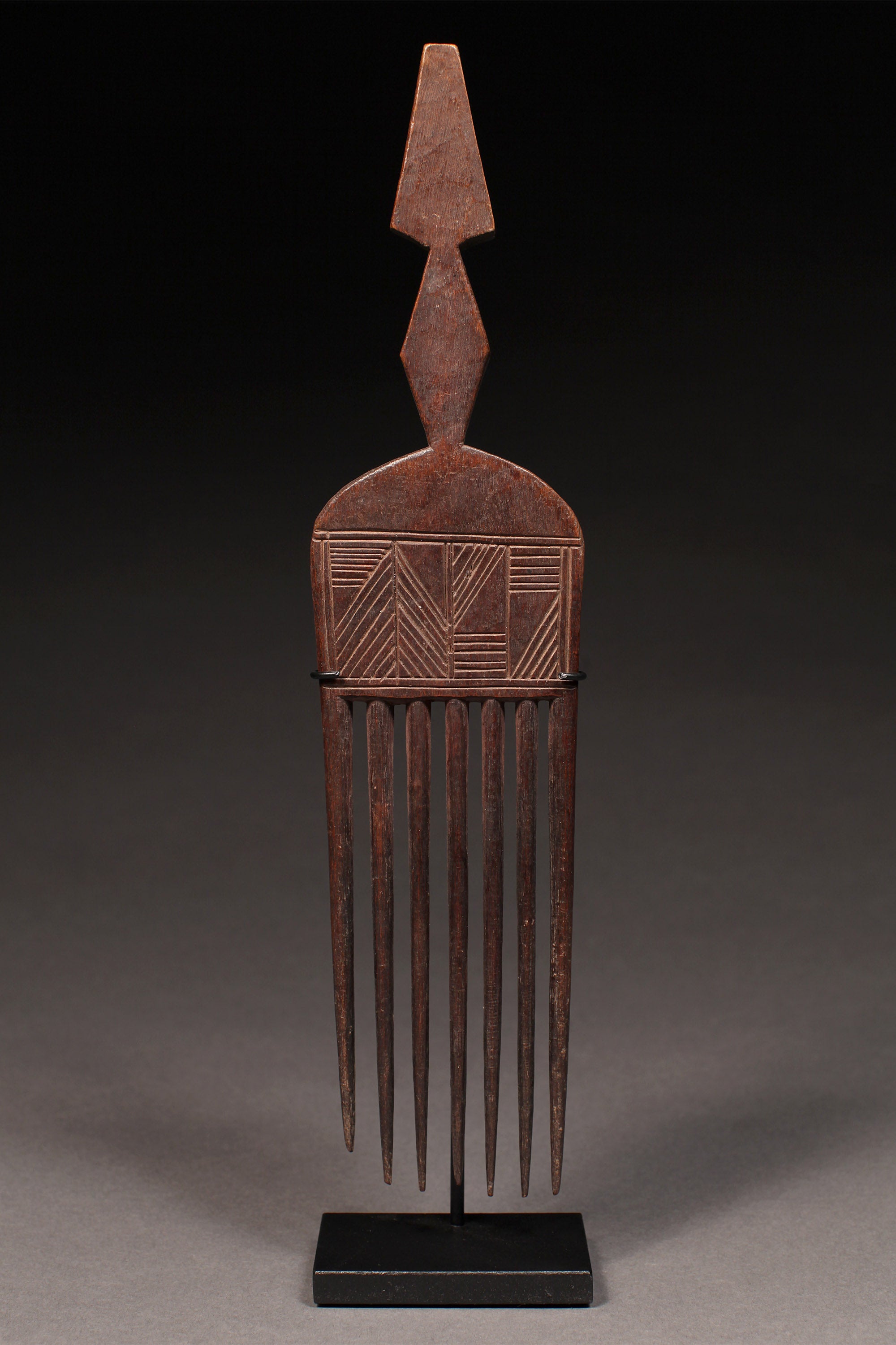 Tribal Objects; Artwork; Collection; Other African; Comb with Geometric Incisions, Carved Wood, Ashanti, Asante, Ghana, African Artifact Sculpture