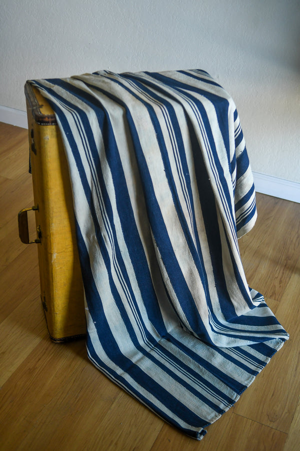 Vintage textiles ; Tie Dyed African Indigo Textile, Blue White Striped Vintage Cotton Fabric, Home Decor